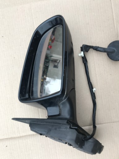 AUDI A3 04-07 8P0 RETROVIZOR DESNA 5 PIN