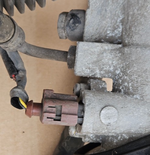 VW POLO 6R0 PUMPA SERVO + LETVA