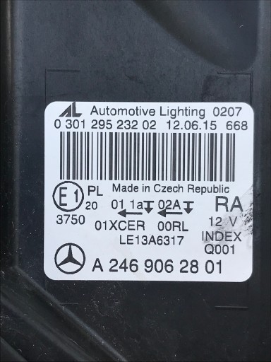 MERCEDES B-KLASA W246 LAMPA FAR FULL LED LIJEVA STRANA DESNA MERCEDES B-KLASA W246 LAMPA FAR FULL LED LIJEVA STRANA DESNA