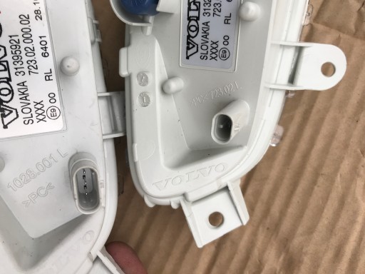 VOLVO V40 CROSS COUNTRY 12-16 MAGLENKA LED