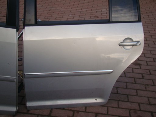 VW TOURAN 10-15 VRATA ZADNJI LIJEVA