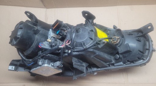 MITSUBISHI OUTLANDER 09-13 LAMPA FAR XENON LIJEVA STRANA