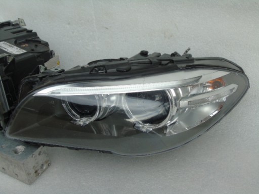 BMW F10 REDIZAJN BI XENON BMW F10 REDIZAJN BI XENON