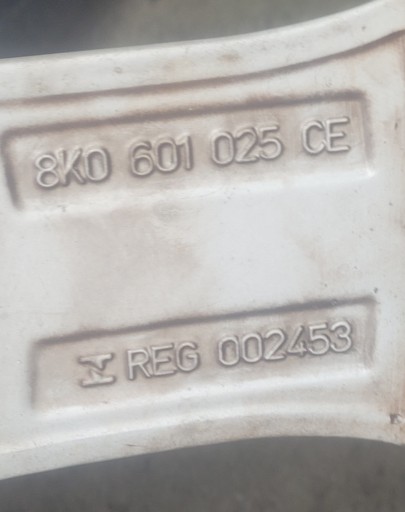 AUDI A4 B8 FELGE ALUMINIJSKA FELGA 225/50R17 LJETNE CONTINENTAL