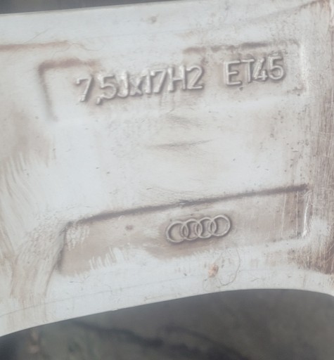 AUDI A4 B8 FELGE ALUMINIJSKA FELGA 225/50R17 LJETNE CONTINENTAL