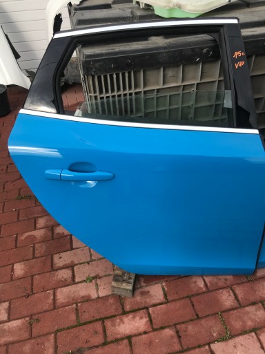 VOLVO V40 12-16 VRATA DESNA  LIJEVA ZADNJI ZADNJA