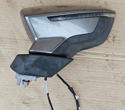 SEAT LEON 3 5F0 RETROVIZOR LIJEVA 5PIN SEAT LEON 3 5F0 RETROVIZOR LIJEVA 5PIN