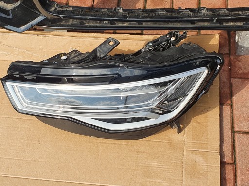 AUDI A6 C7 REDIZAJN LAMPA FAR LIJEVA STRANA LED MATRIX 4G0941035