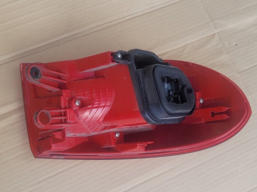 VW TIGUAN PO LIFCIE LAMPA FAR ZADNJI DESNA STRANA 5N0945096N VW TIGUAN PO LIFCIE LAMPA FAR ZADNJI DESNA STRANA 5N0945096N