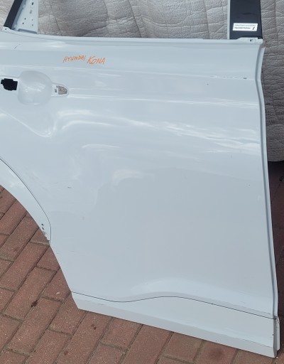 HYUNDAI KONA 17-23 VRATA DESNA ZADNJI ZADNJA HYUNDAI KONA 17-23 VRATA DESNA ZADNJI ZADNJA