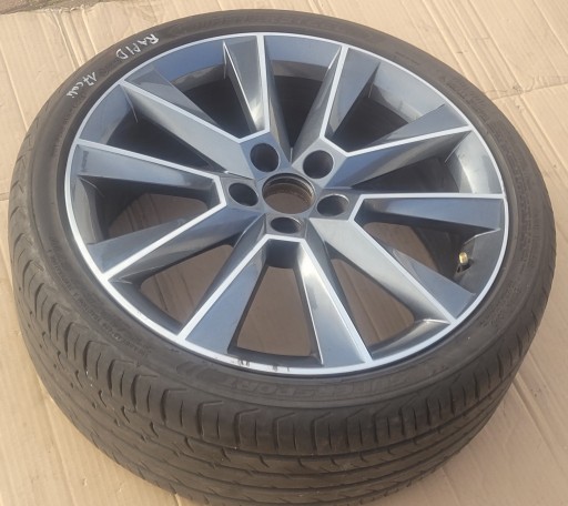 SKODA RAPID ALU FELGA 5JJ601025A 7JX17 ET46