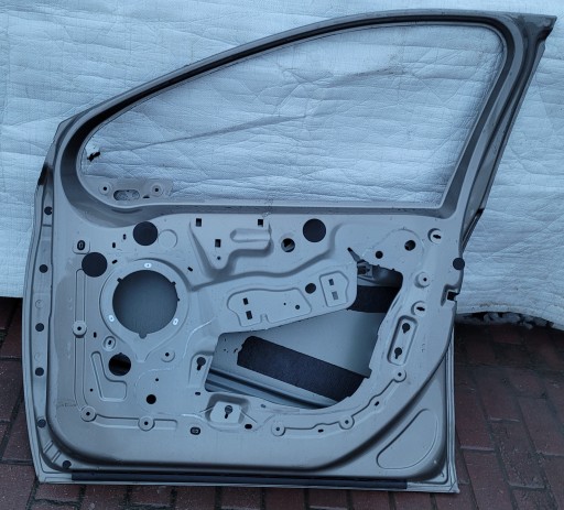 PEUGEOT 2008 13-18 VRATA DESNA  PREDNJA STRANA