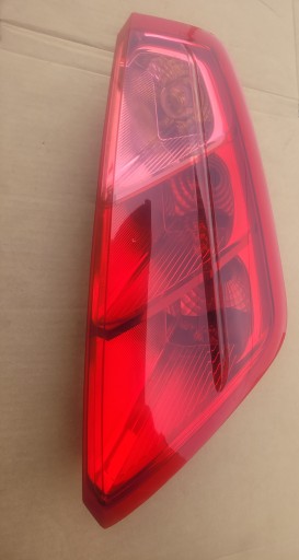 FIAT GRANDE PUNTO LAMPA FAR ZADNJI DESNA STRANA