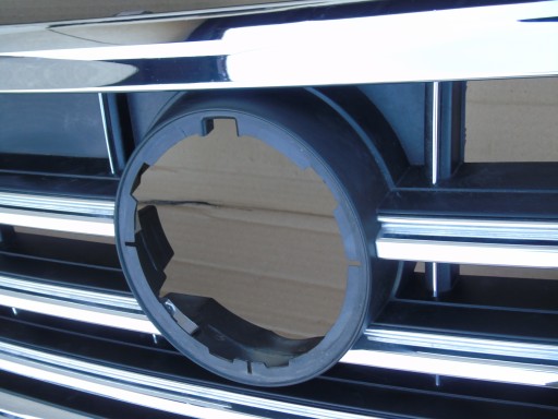 VW TOUAREG III MASKA KROM 760853653E