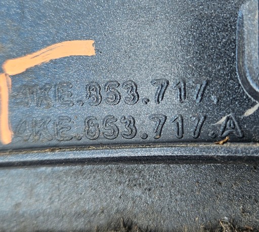 AUDI E-TRON 18-23 BRANIK 4KE807437 AUDI E-TRON 18-23 BRANIK 4KE807437