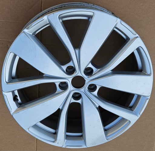 RENAULT SCENIC IV ALU FELGA 6.5JX20 CH5-33 403006854R 403004884R RENAULT SCENIC IV ALU FELGA 6.5JX20 CH5-33 403006854R 403004884R
