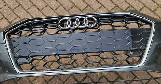 AUDI A4 B9 S-LINE REDIZAJN 19-24 BRANIK PREDNJA STRANA 8W0807437AQ