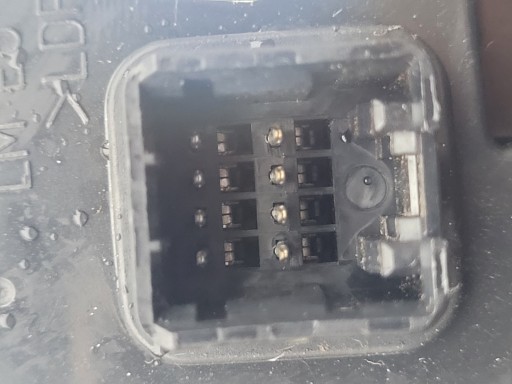 HYUNDAI IX35 RETROVIZOR DESNA 8 PIN EU