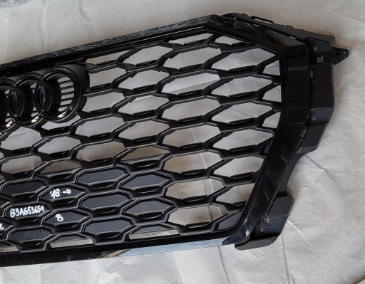 AUDI Q3 S-LINE 18-22 MASKA 83A653651B