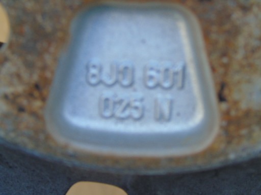 AUDI TT ALU FELGA 8J0601025N AG 9X19 ET52