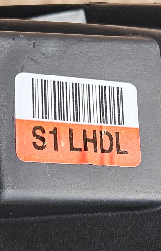 HYUNDAI IX20 10-15 LAMPA FAR DESNA STRANA LIJEVA NOVO