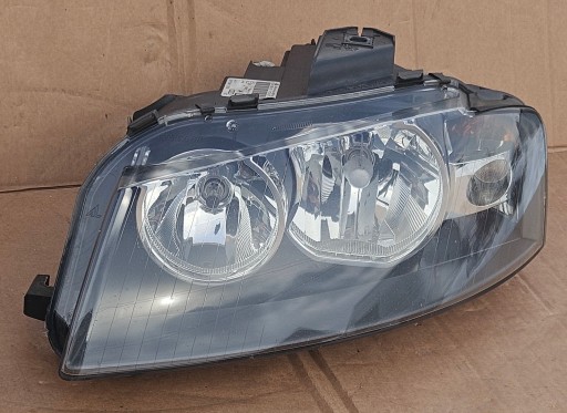 AUDI A3 8P0 03-08 LAMPA FAR LIJEVA STRANA + DESNA
