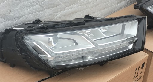 AUDI Q7 15-19 4M0 FAR LAMPA FULL LED 2SZT.