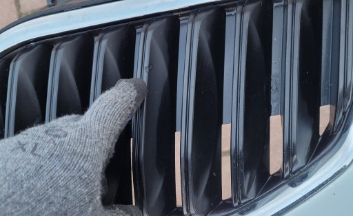 SKODA OCTAVIA III 3 12-16 BRANIK PREDNJA STRANA 5E0807221