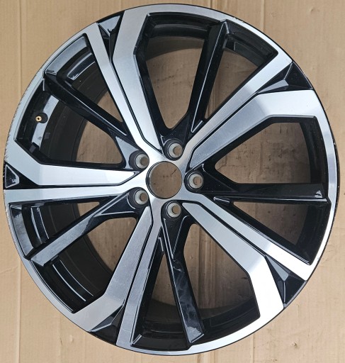 VOLVO XC60 II ALU FELGA 8.5JX21H2 ET49.5 32134533