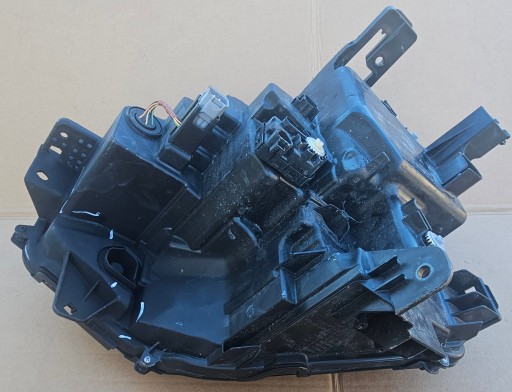 MITSUBISHI ECLIPSE CROSS REDIZAJN 21-25 LAMPA FAR DESNA STRANA FULL LED 100-6713T