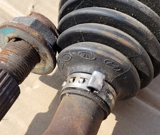 HYUNDAI I30 CEED 12-16 1.6GDI POLUOSOVINA  DESNA STRANA ILI LIJEVA