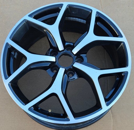 ALFA ROMEO GIULIETTA ALU FELGA 7.5X18H2 ET41 50561167