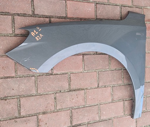 AUDI A1 II BLATOBRAN LIJEVA STRANA 82A821021