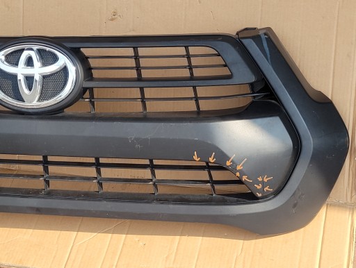 TOYOTA HILUX HI-LUX 20-22 MASKA