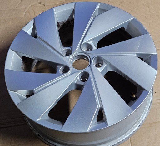 VW GOLF 8 VIII ALU FELGA 6.5JX17 ET46 5H0601025B