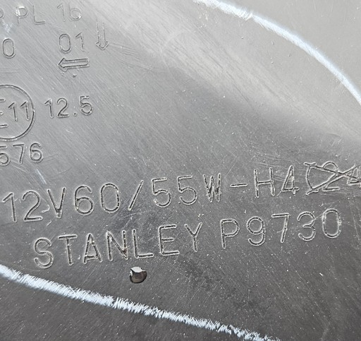 HONDA JAZZ REDIZAJN 11-15 FAR LAMPA DESNA STRANA