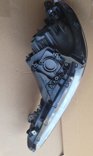 HONDA JAZZ REDIZAJN 11-15 FAR LAMPA DESNA STRANA