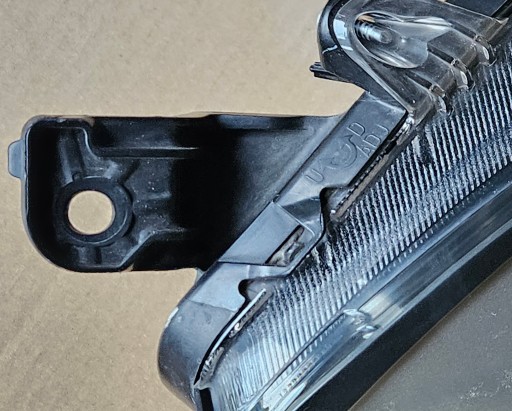 HONDA JAZZ REDIZAJN 11-15 FAR LAMPA DESNA STRANA