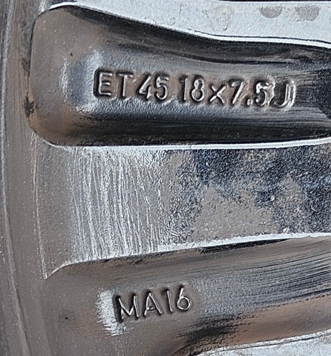 NISSAN QASHQAI J12 ALU FELGA 18X7.5J ET45 MA16