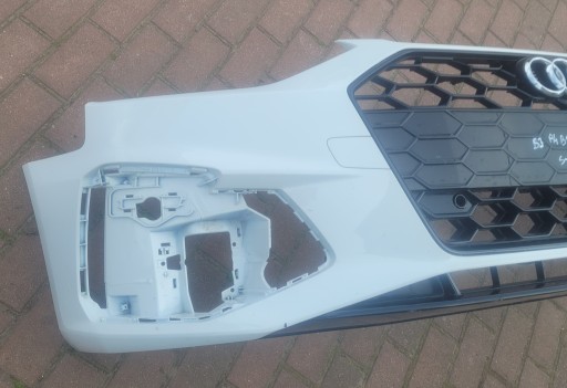 AUDI S4 A4 B9 REDIZAJN SLINE 19-22 BRANIK 8W0807437AG