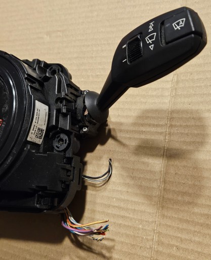 BMW X6 E71 E92 E93 PREKIDAČ ŠPULA 9169072