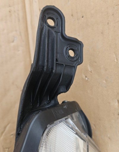 SUZUKI VITARA III 15-18 LAMPA FAR OBIČNA LIJEVA STRANA 100-18097