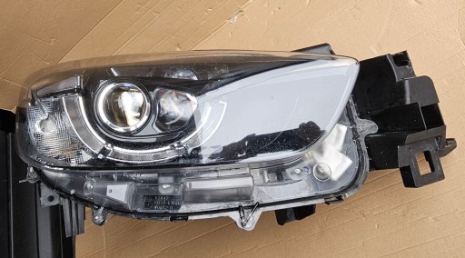 MAZDA CX5 REDIZAJN 15-17 LAMPA FAR LED LIJEVA STRANA DESNA