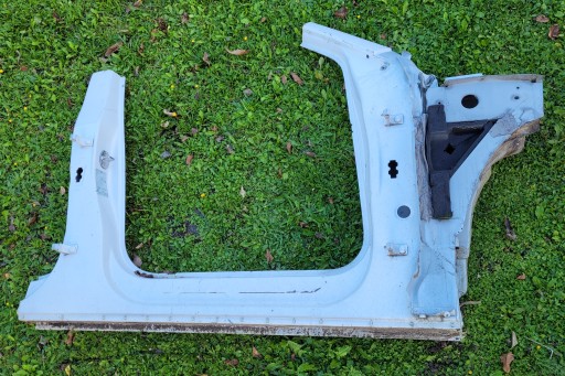 AUDI Q5 8R0 08-15 PRAG GOLI DESNA STRANA