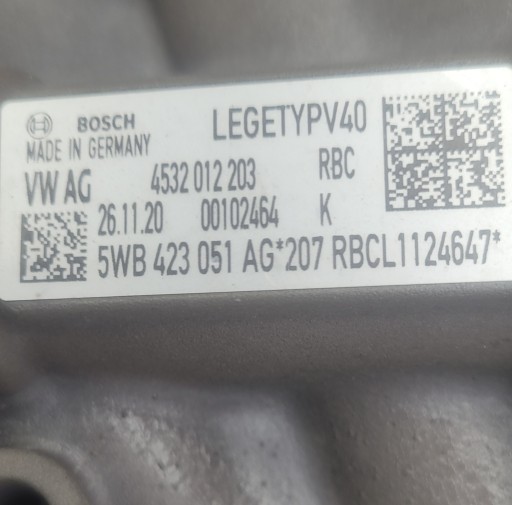 VW GOLF 8 LETVA 5WB423051AG