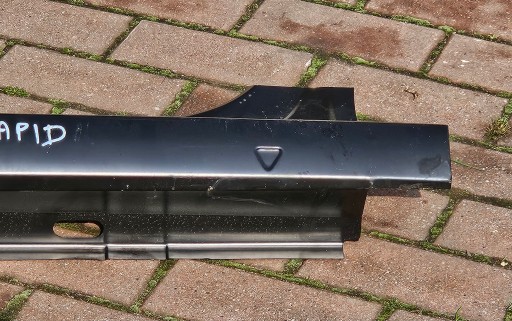 SKODA RAPID PRAG OPLATA LIJEVA PREDNJA STRANA