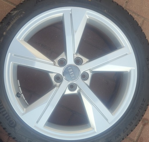 AUDI A1 82A ALU FELGA FELGE GUME 215/45R17 2019R.