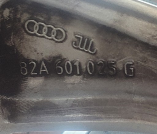 AUDI A1 82A ALU FELGA FELGE GUME 215/45R17 2019R.