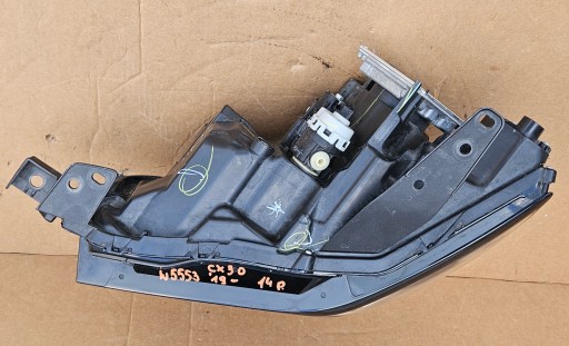 MAZDA CX30 19-24 LAMPA FAR LIJEVA STRANA LED DGJ151040 W5553 14 PIN