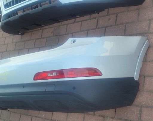 AUDI Q3 11-14 BRANIK KOMPLETNI + 2 X RADAR